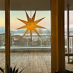 Modern On Of Island 아파트 트롬쇠