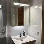 Modern On Of Island 아파트 트롬쇠